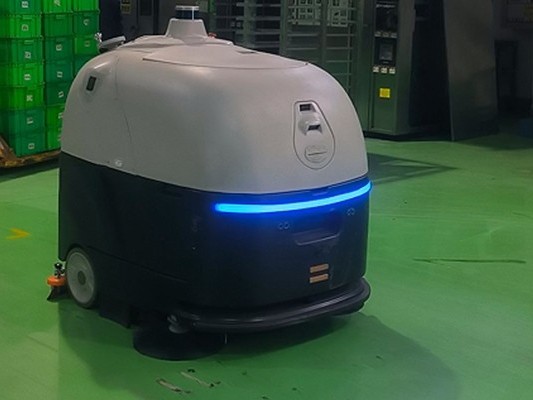 從 158 億票房到清潔硬實(shí)力，坦力工廠地面無人掃地機(jī)讓國產(chǎn)設(shè)備 "站起來"