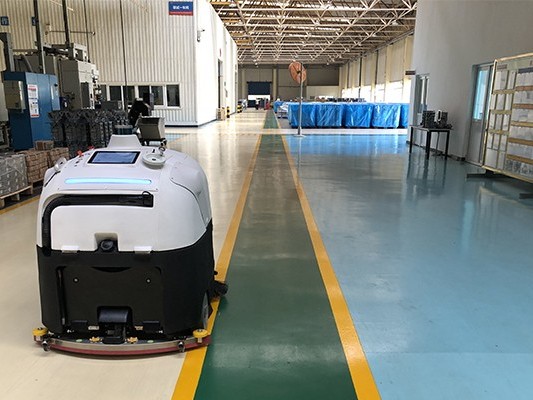 空調(diào)救不了大面積清潔？坦力工業(yè)無(wú)人洗地機(jī)器人來(lái)“滅火”！