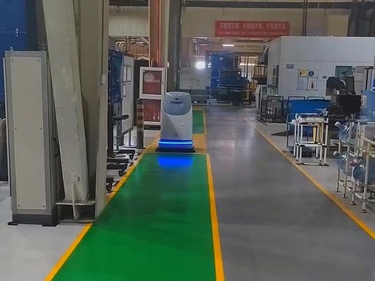 當(dāng)方便面賣不動時，?坦力工業(yè)用智能掃地機正在悄悄走紅