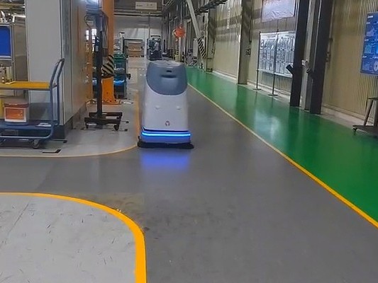 科技館里的清潔新勢(shì)力：坦力智能清潔機(jī)器人