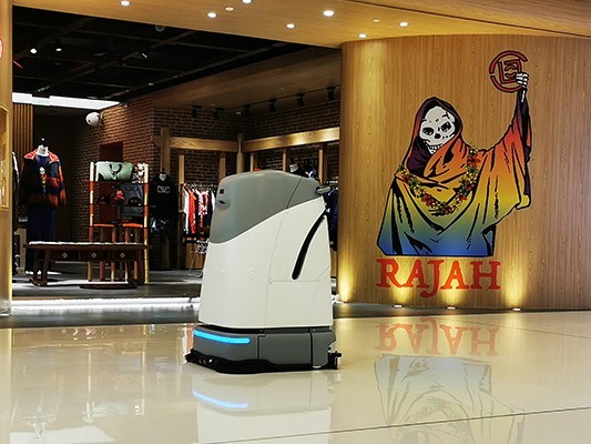 汽車廠清潔大作戰(zhàn)，坦力無人駕駛洗地機：“看我 72 變”