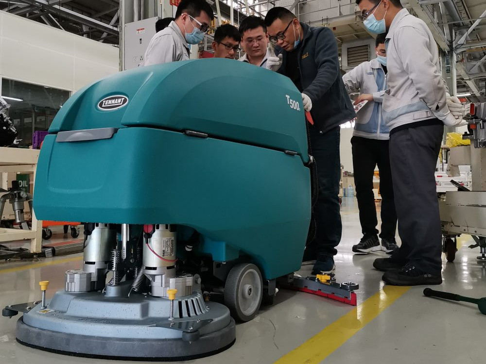 工廠選購洗地機(jī)的關(guān)鍵點(diǎn)，都在這里了！