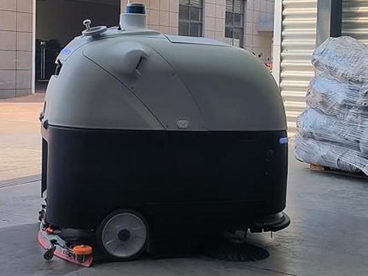 當工廠地面遇 “強敵”，坦力智能工業(yè)掃地機器人來 “救場”