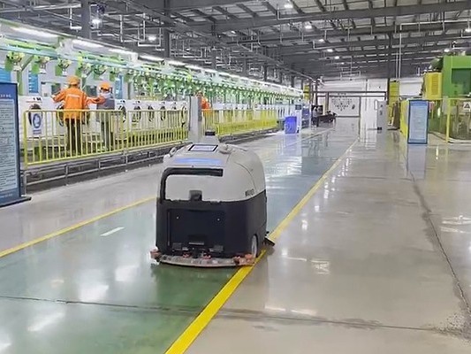別管廠房大小！這臺坦力工業(yè)廠房掃地機(jī)憑啥讓老板都說"香"？